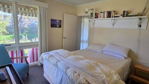 3 bedrooms, iron/ironing board