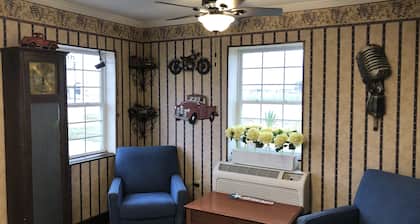 Motel Boutique by Wolf Inn