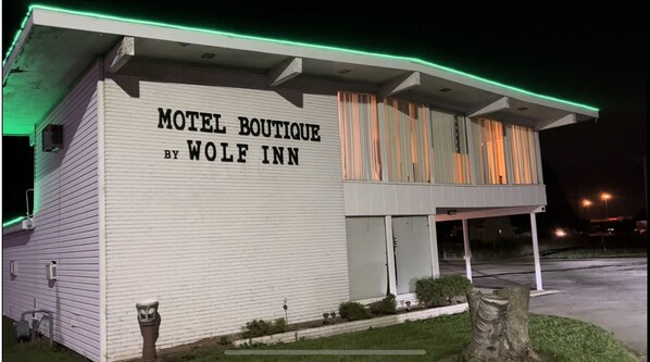 Front of property - Motel Boutique by Wolf Inn (Milan)