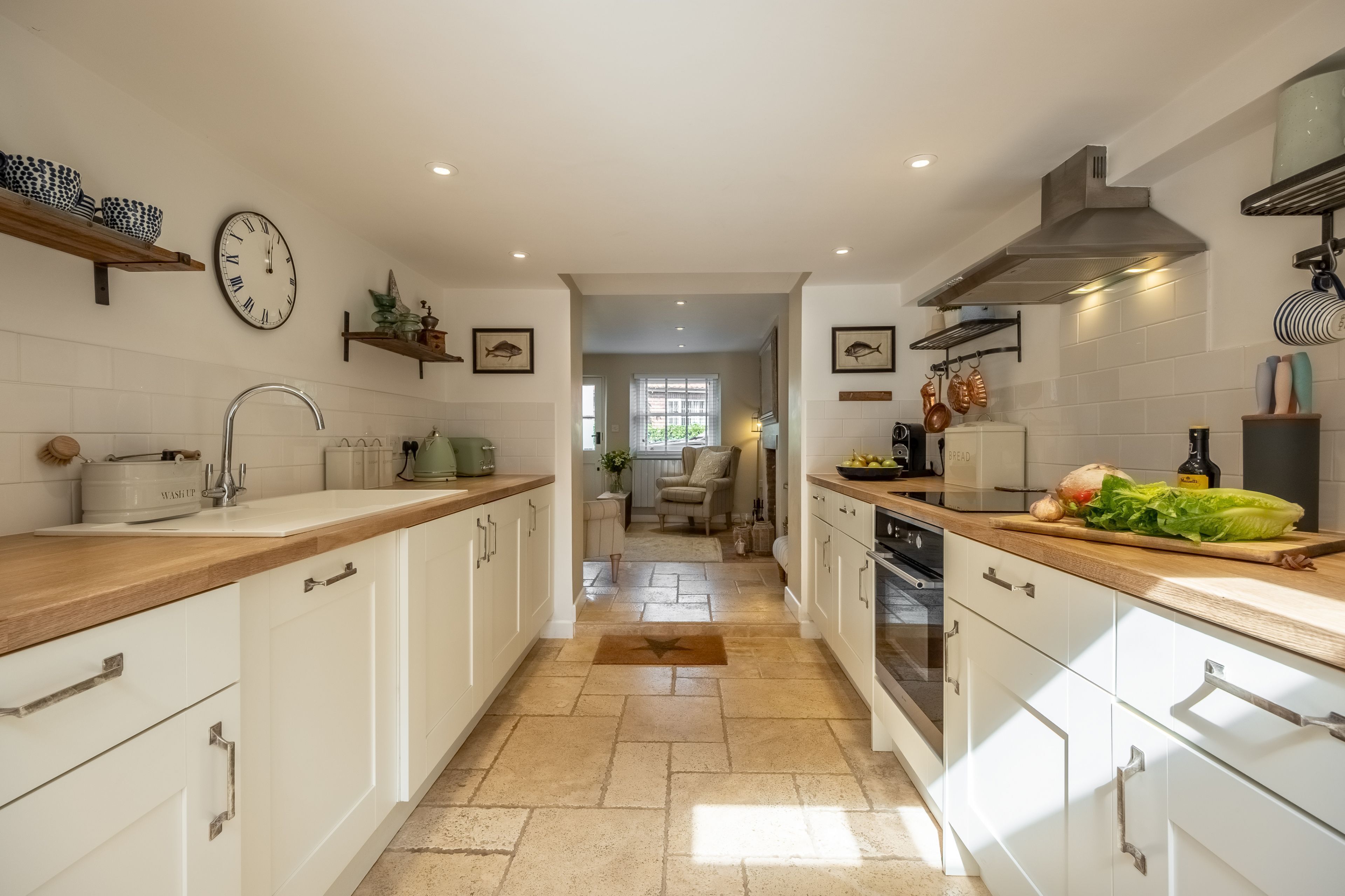 Fridge, microwave, dishwasher, coffee/tea maker