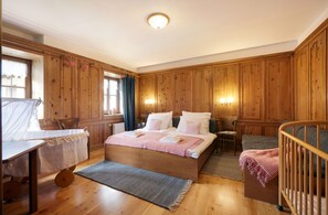 3 habitaciones, escritorio y insonorización
