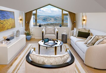 2+1 Bosphorus Apartment with Terrace | Living area | 55-inch Smart TV with satellite channels, TV, printers