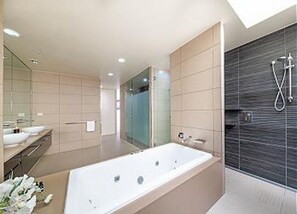 Bathtub, hair dryer, towels