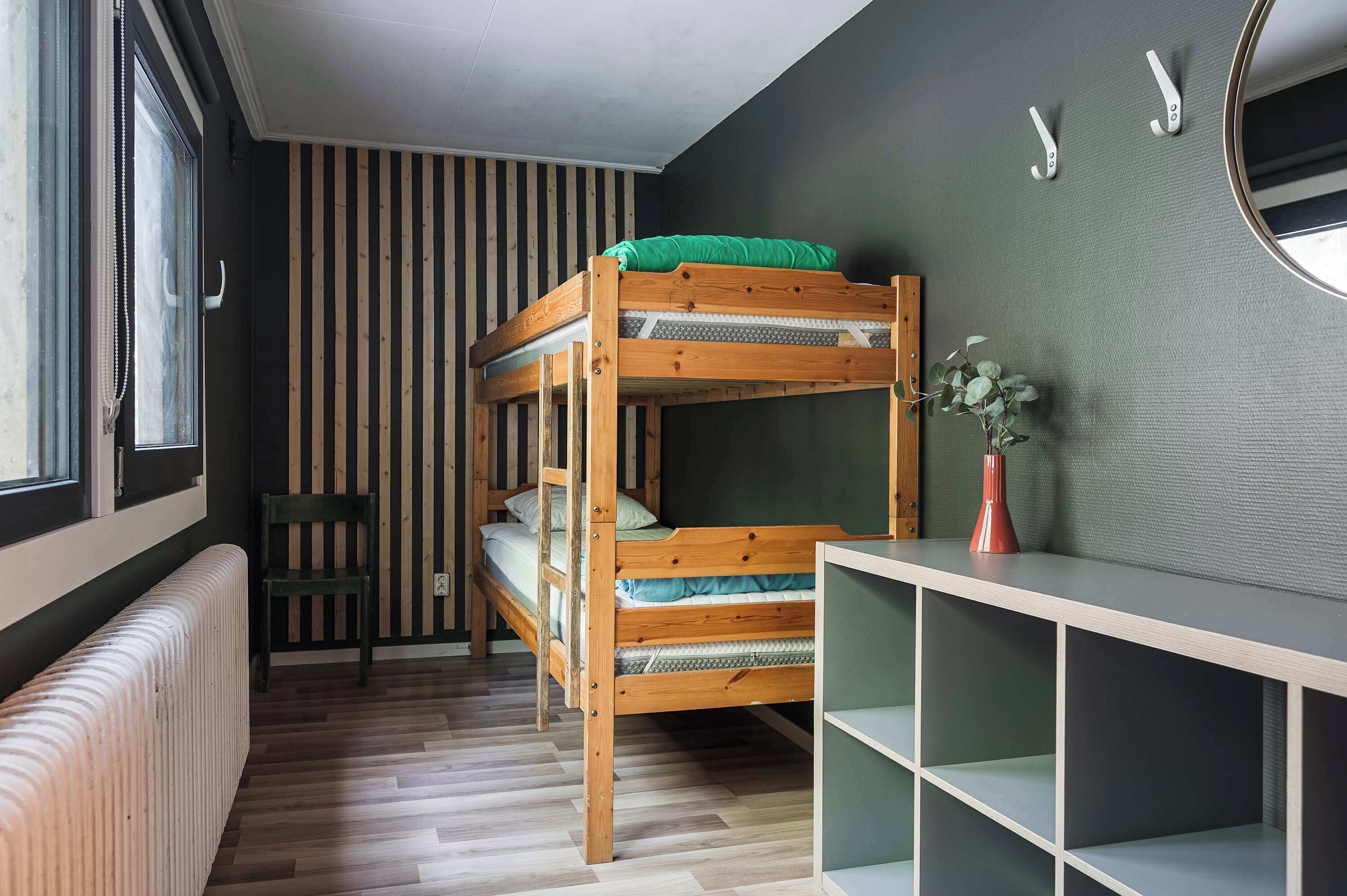 18 sovrum, strykjärn/strykbräda, resesäng och wi-fi