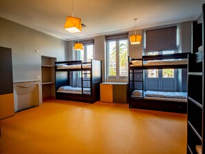 Wi-Fi gratis dan seprai linen