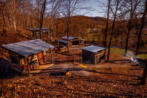 Glamping Cabin | Huge Window | Over a Creek