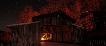 Glamping Cabin | Huge Window | Over a Creek