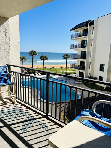 Indies House Sought After Beachfront Condo w Pool near shopping and restaurants