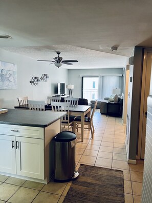 Interior - Indies House Sought After Beachfront Condo w Pool near shopping and restaurants (Ormond Beach)