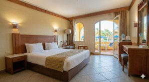 Honeymooner's Room with Pool View (Ultra All Inclusive)