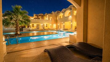 Romance Swim up 16+ | Terraza o patio