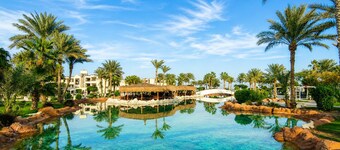 Regency Plaza Aqua Park & SPA