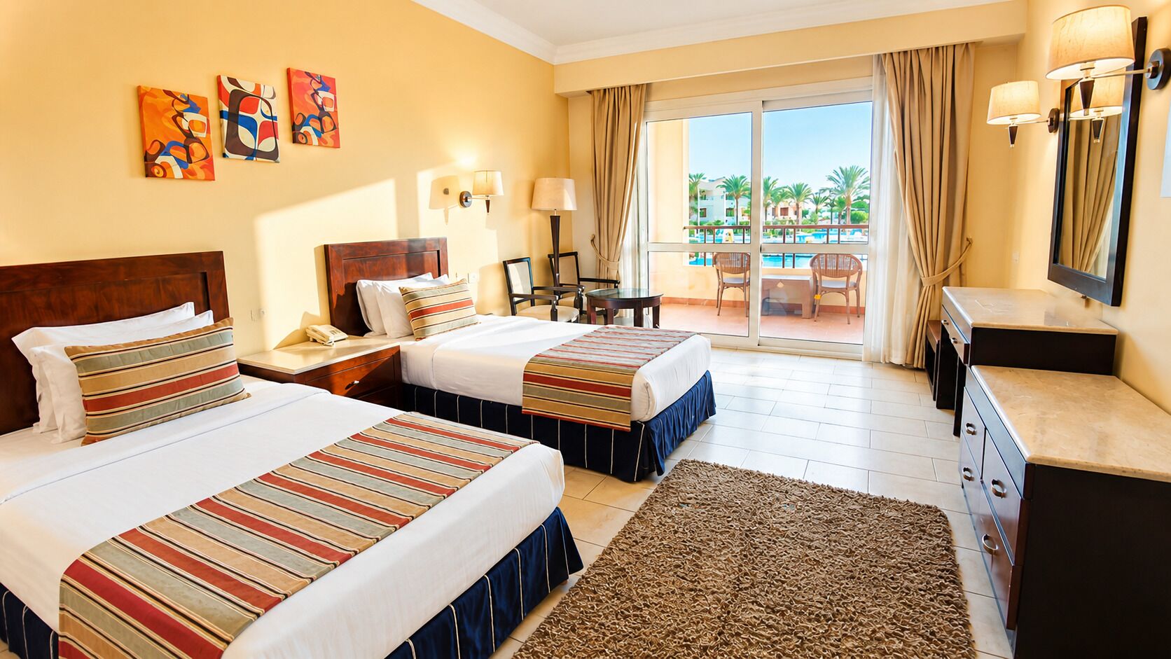 Appartement Familial | Literie hypoallergénique, couette en duvet d'oie, minibar