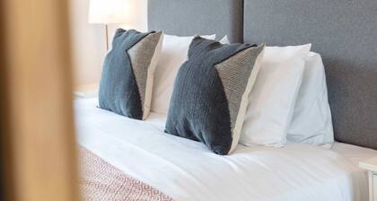 No27 The Barclay - Donnini Apartments