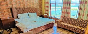 Deluxe Double Room | Iron/ironing board, free WiFi, bed sheets - River Breeze Hotel (Swat)