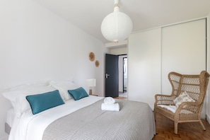 2 habitaciones, tabla de planchar con plancha y wifi gratis 