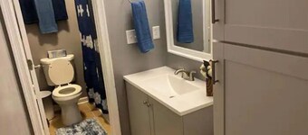 Camelot, 3B 2BA, corner lot home in culdesac