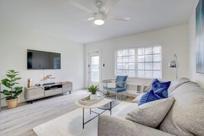 تلفزيون ذكي، مكتب