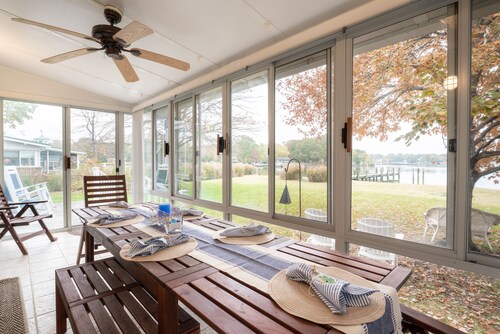 Waterfront Home on the Chesapeake Bay!