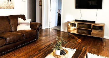 Minutes from the Ark Encounter!