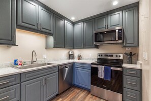 Fridge, microwave, stovetop, dishwasher - Teton Crest Apartment | Tetons, Targhee, Jackson (Tetonia)