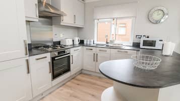Cottage | Interior