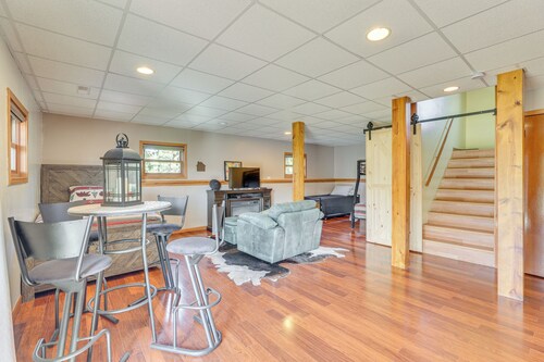 Chic Apple River Escape w/ Fire Pit!