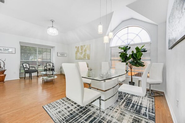 Interior - Welcome to my relaxing Home. Sleeps up to 6 Guest 
3/2 Keller Watauga TX 76148 (Watauga)