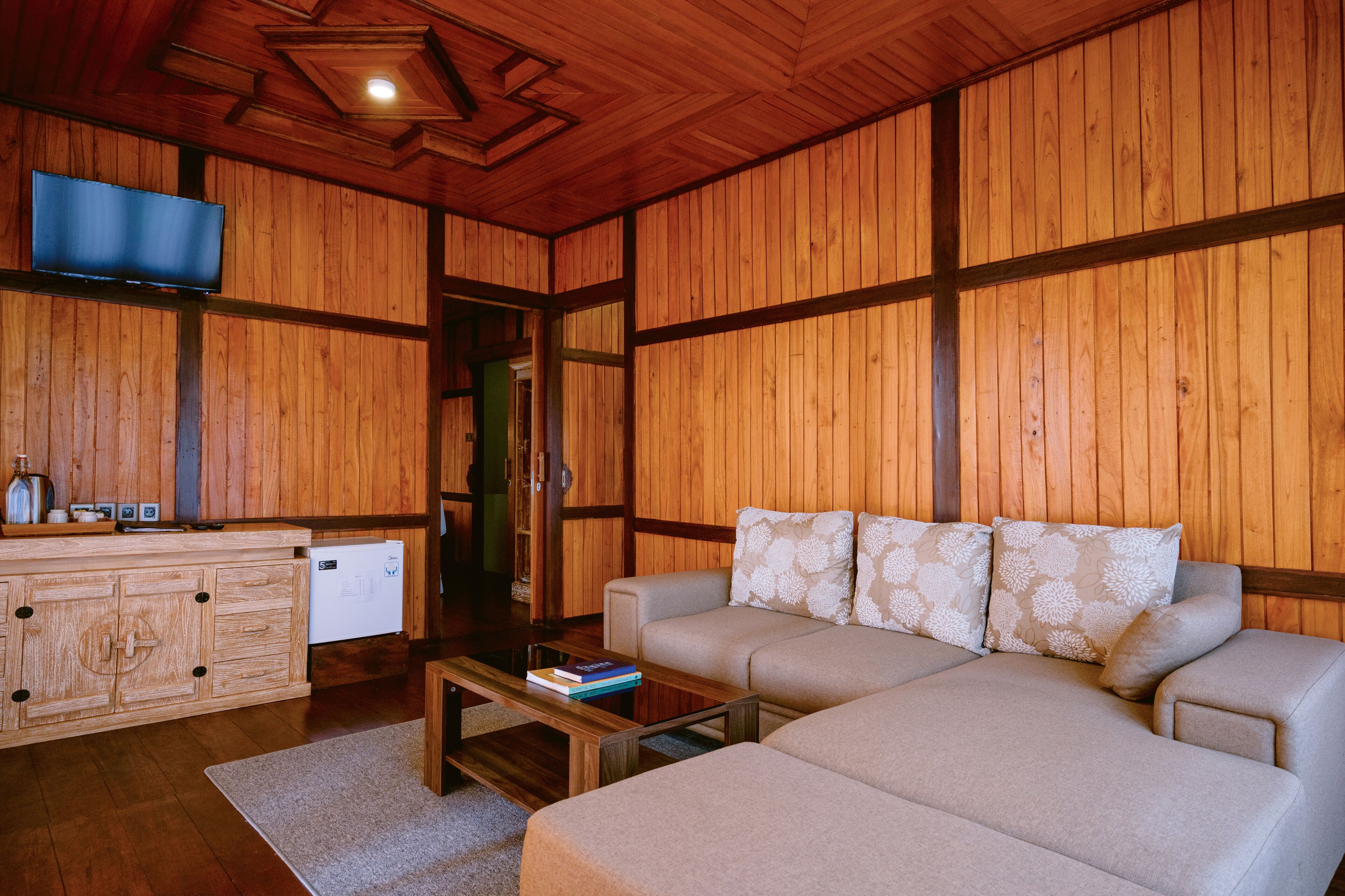 Villa, 2 Bedrooms, Private Pool, Mountain View | Living area | 42-inch Smart TV with digital channels, Netflix, streaming services