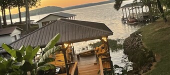 Lake Tillery Waterfront Home, Relax w Private Dock ~ Amazing Sunsets