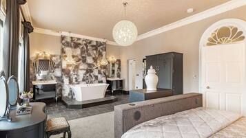 7 bedrooms, free WiFi, bed sheets