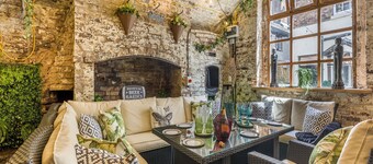 7 bedroom accommodation in Bridgnorth