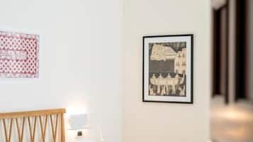 Chambre Double, vue cour intérieure | Wi-Fi gratuit