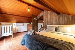 7 Schlafzimmer, Bügeleisen/Bügelbrett, Internetzugang, Bettwäsche