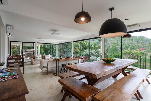 Beautiful 4 bedroom country house in the mountains with pool, playroom and more