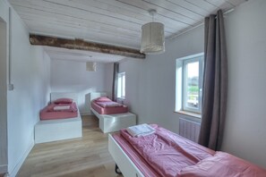 7 bedrooms