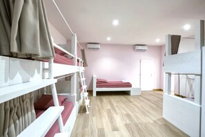 11 عدّة غرف نوم