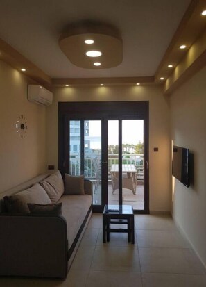 Fernseher, DVD-Player