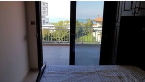 2 Schlafzimmer, schallisolierte Zimmer, Bügeleisen/Bügelbrett, WLAN