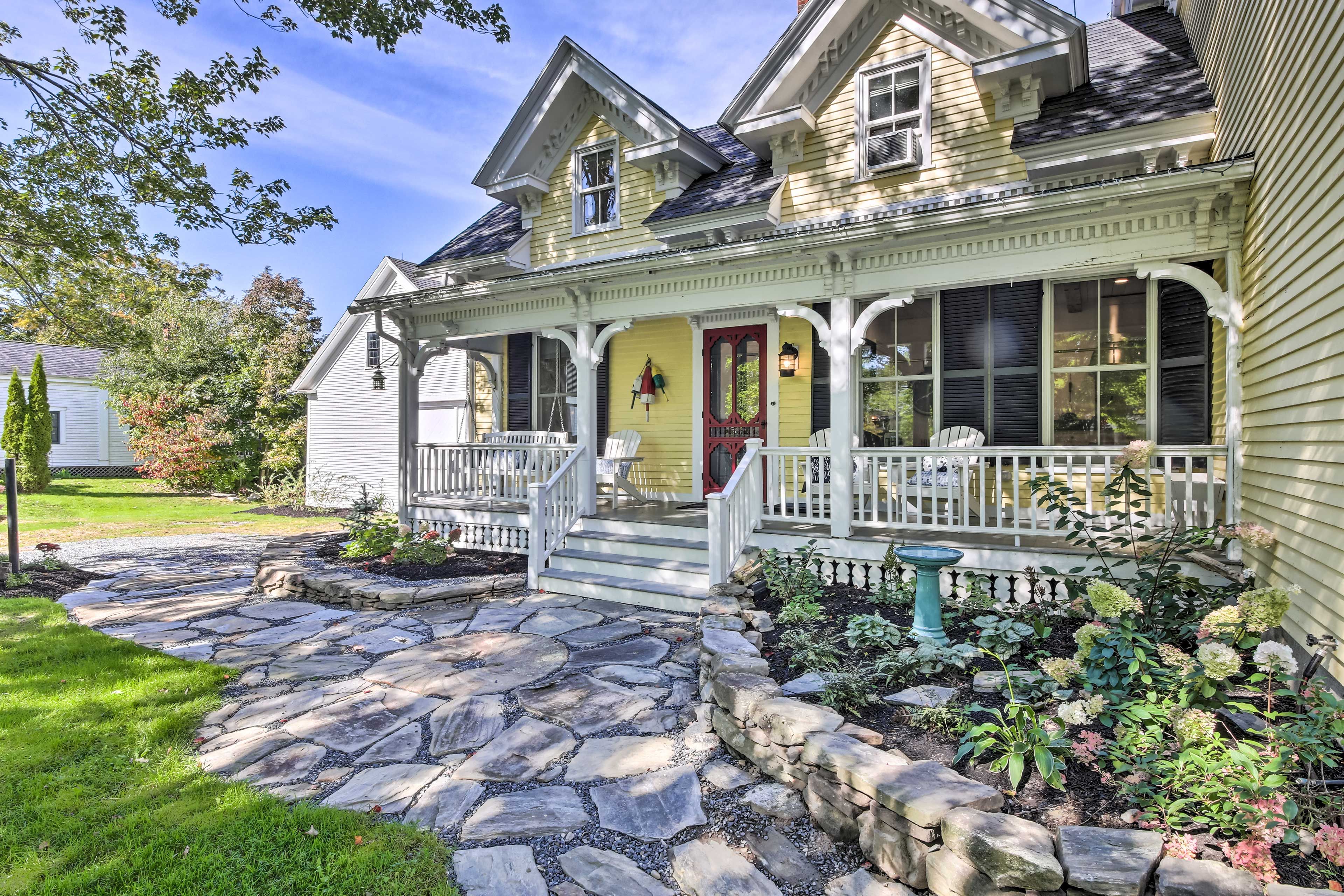 Jefferson Vacation Rental | 4BR | 3BA | 2,000 Sq Ft | Stairs Required