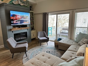 Smart TV, fireplace, DVD player