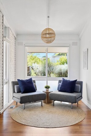 Interior - Bayside Retreat - 100m Beach, Games Room (McCrae)