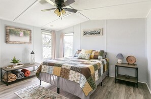 2 camere, ferro/asse da stiro, Wi-Fi gratuito, lenzuola