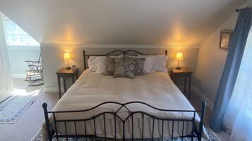 Deluxe Double Room, 2 Bedrooms | Premium bedding, down comforters, individually decorated