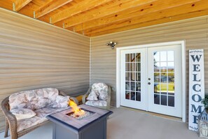 Terrace/patio - Cozy Leicester Studio, 11 Mi to Downtown Asheville (Leicester)