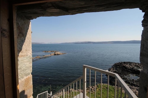 Mingary Castle - Restaurant with Rooms