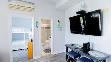 2 bedrooms, desk, iron/ironing board, travel crib