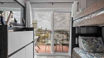 2 bedrooms, desk, iron/ironing board, travel crib