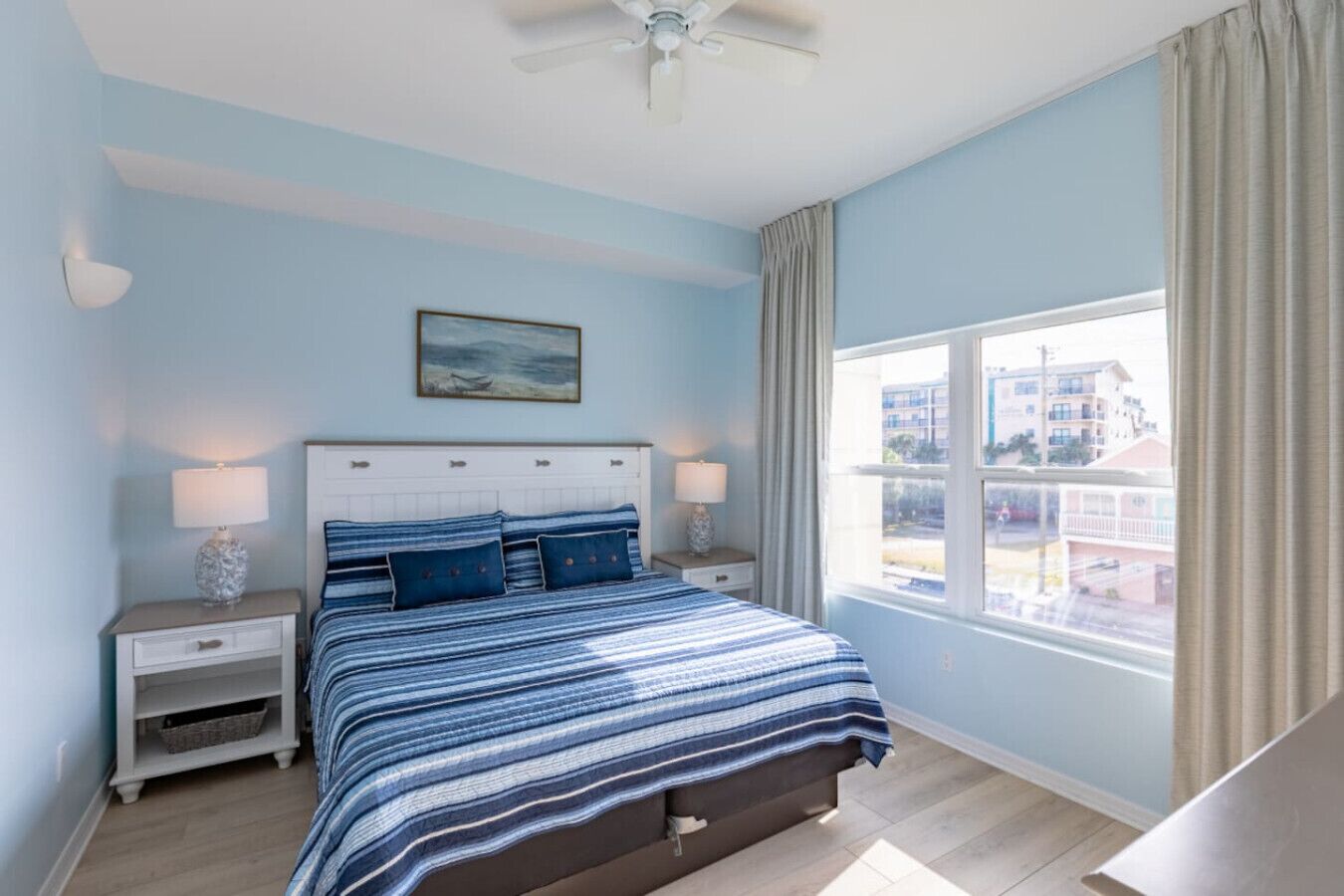 2 bedrooms, desk, iron/ironing board, travel crib