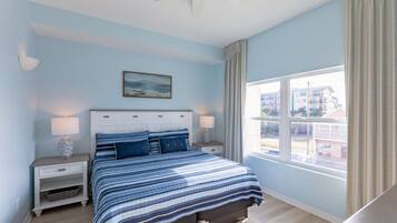 2 bedrooms, desk, iron/ironing board, travel crib